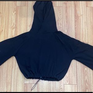 ADJUSTABLE BLACK CROPPED DRAGON HOODIE